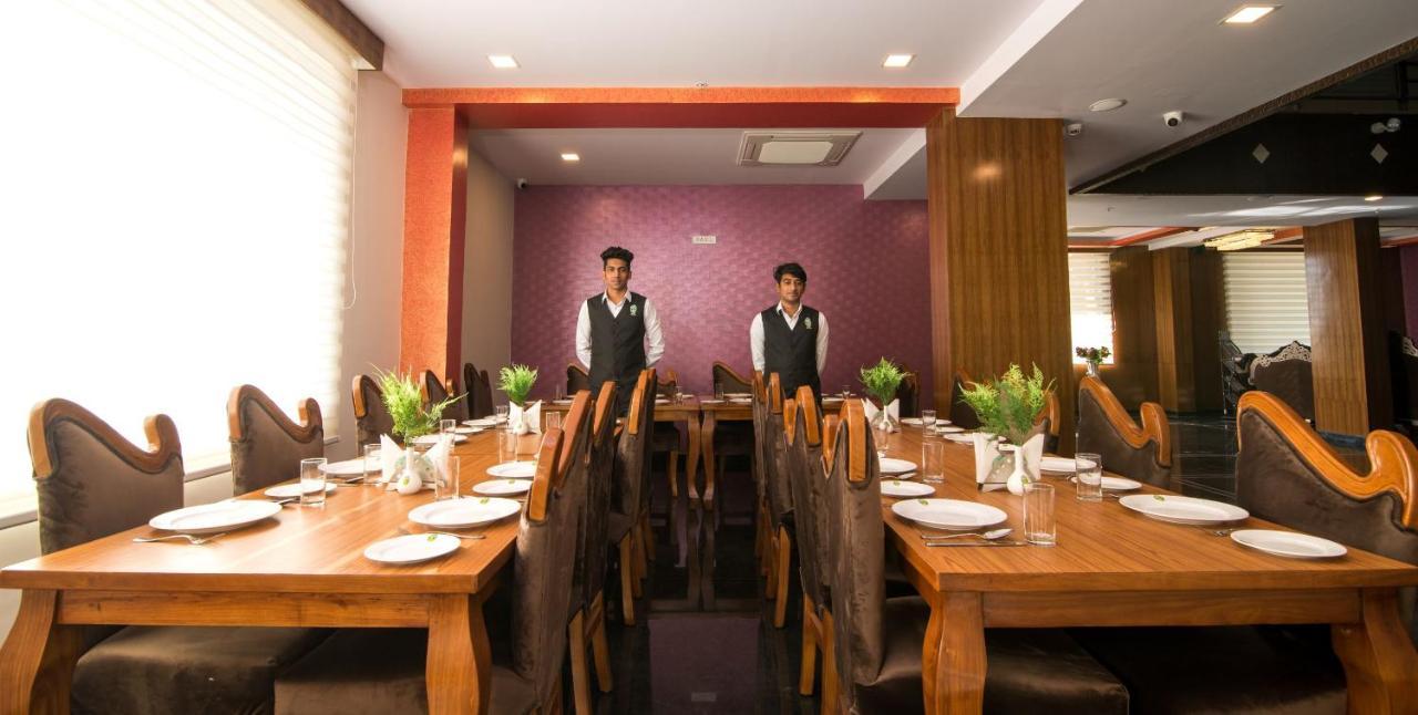 Npg Hotel Yelahanka Esterno foto